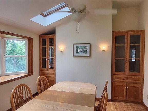 5th image of 9 Driftwood Ln