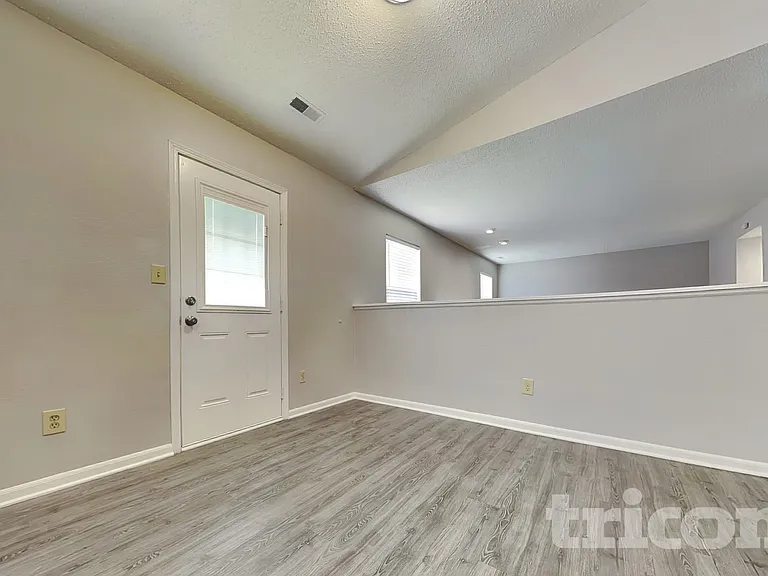 6453 Townsend Way — Photo 6