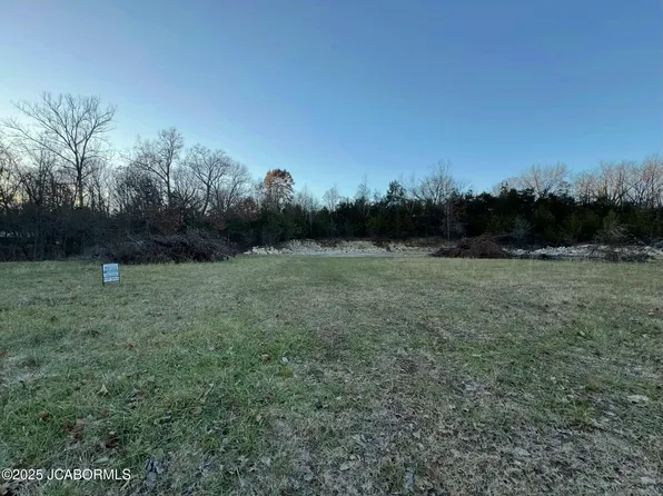 810 El Dorado Dr, Jefferson City, MO 65101