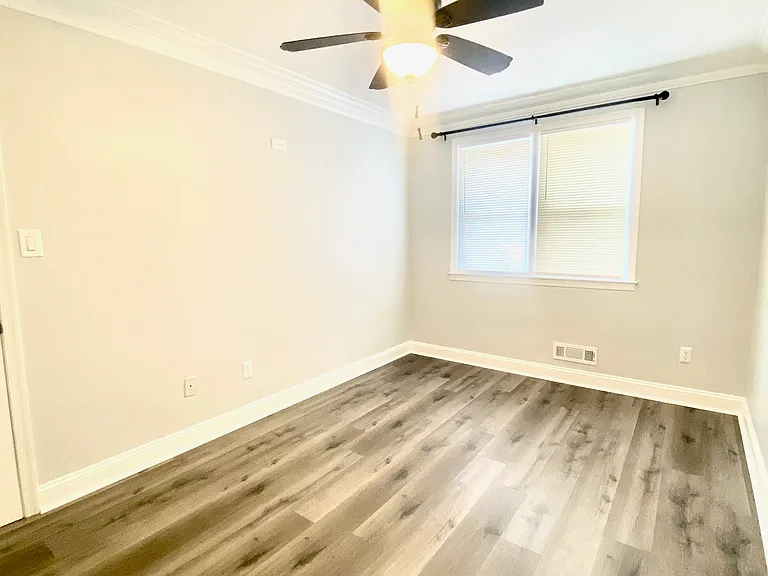 4914 Hamilton Ave #1 — Photo 13