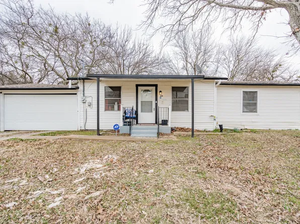 109 Gunter St, Wills Point, TX 75169
