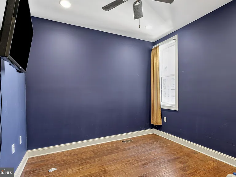 3408 Richmond St — Photo 19