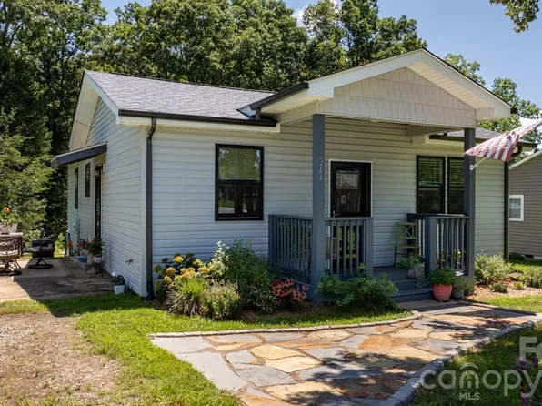 244 Holly St, Hudson, NC 28638