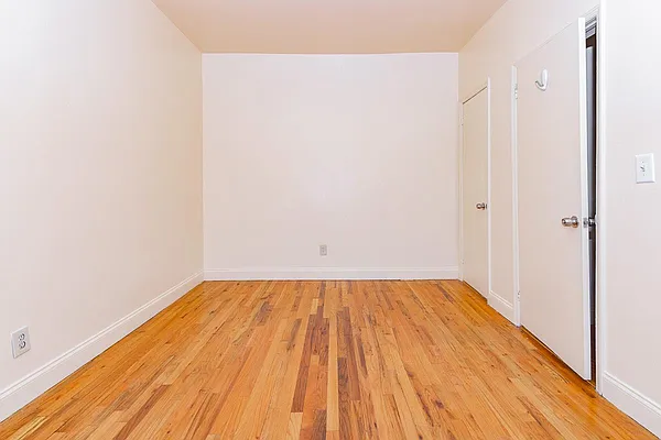 Rented by MySpaceNYC | media 5