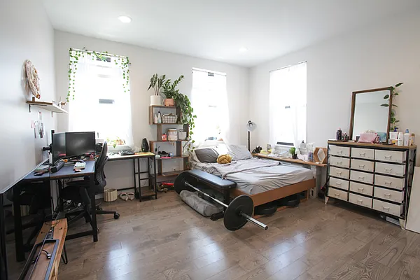 Rented by Corcoran | media 22