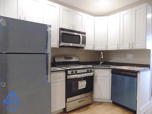 Rented by Blue Egg Realty Corp | media 15