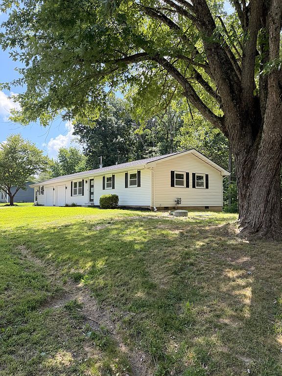 9394 E Nees Ave - Property Image