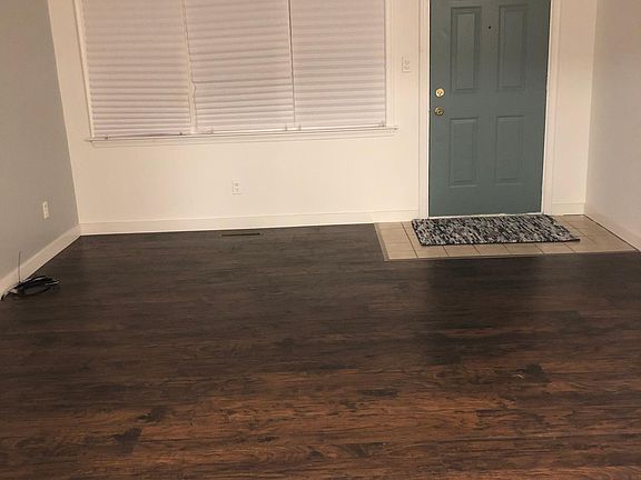4th image of 415 415 W Otis Ave