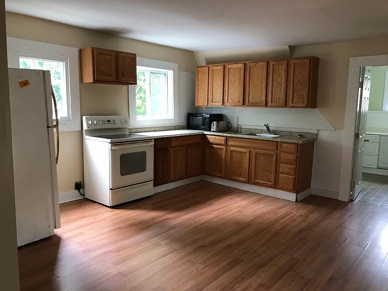 356 Valley St #1 — Photo 5
