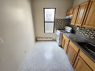 Rented by Voro Purple LLC