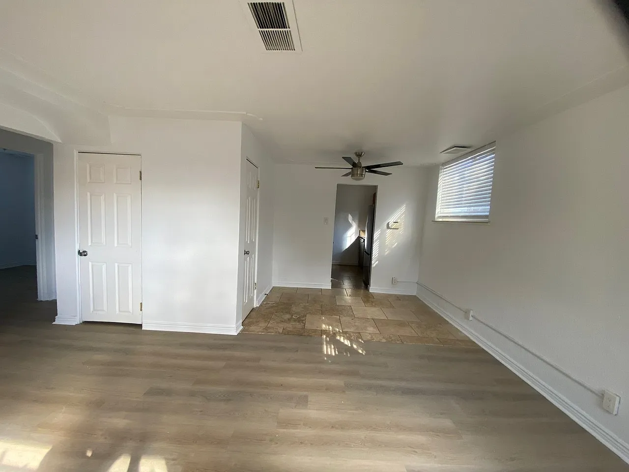 2 bed, 815 sqft, $1,400 — Photo 2