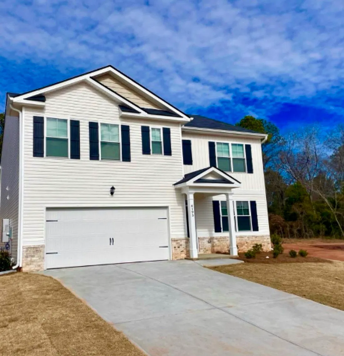 5 bed, 2511 sqft, $2,600 — Photo 1