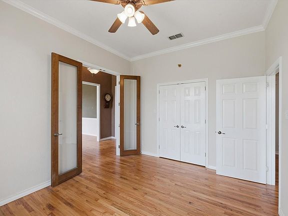 5th image of 116 River Creek Ln