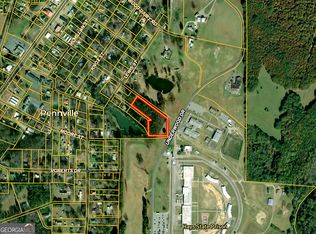 Lewis St, Summerville, GA 30747