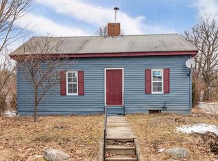 1024 Templeton Rd, Athol, MA 01331