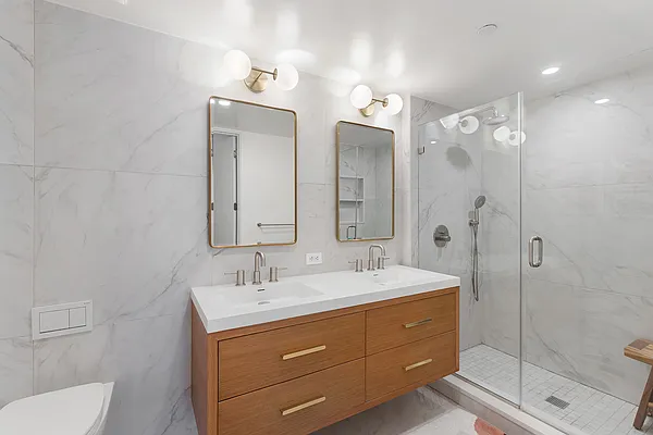 Rented by Compass | media 22