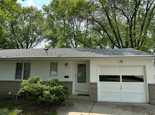 5208 Grandview Ln, Edina, MN 55436
