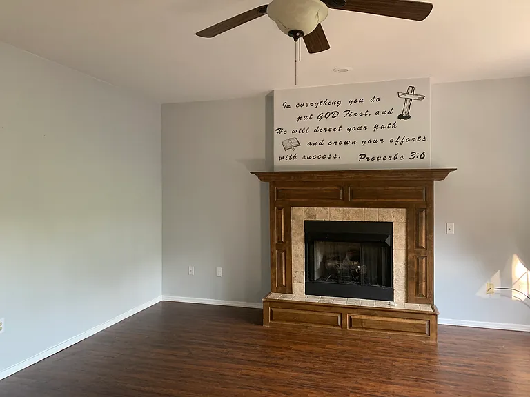21 Tewkesbury Circle Dr — Photo 6