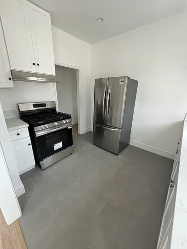 1044 N Townsend Ave #1/2 Photo 1