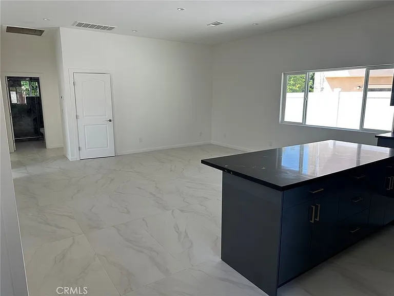 7532 Sausalito Ave — Photo 4