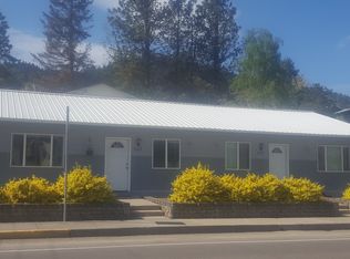 642 N Myrtle Rd, Myrtle Creek, OR 97457