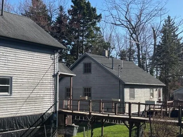 9 Ocean Street, Long Island, ME 04050