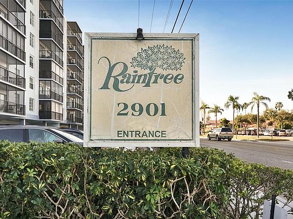 3rd image of 2901 26th St W APT 606
