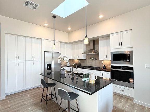 3rd image of 13837 Paseo Del Mar Dr