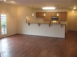 Great Room w/ hardwoods