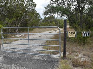 221 Thrill Hill Rd, Mountain Home, TX 78058