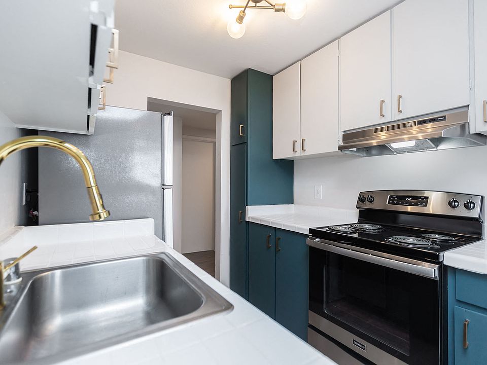 1st image of 3014 Clay St #60462341