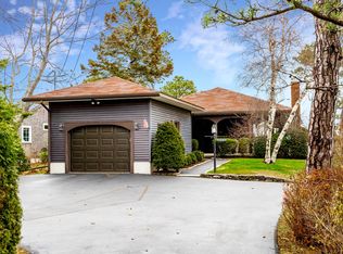 89 Hills Beach Rd, Biddeford, ME 04005