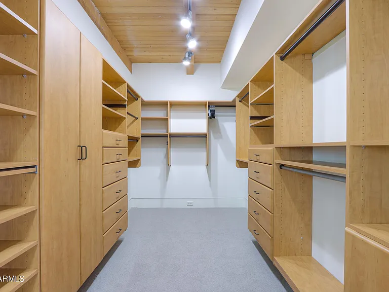 6333 N Scottsdale Rd #22 — Photo 36