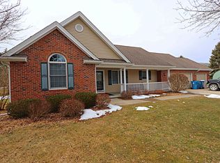 2489 N McKinley Rd, Flushing, MI 48433