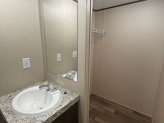 5th image of 3466 Broad River Ln