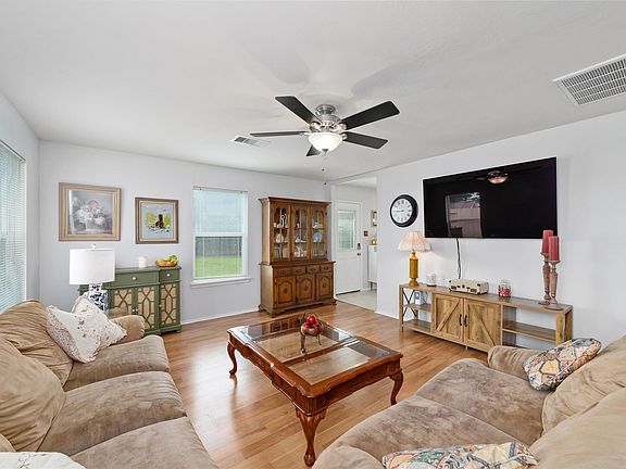 5th image of 6742 Haven Forest Ln