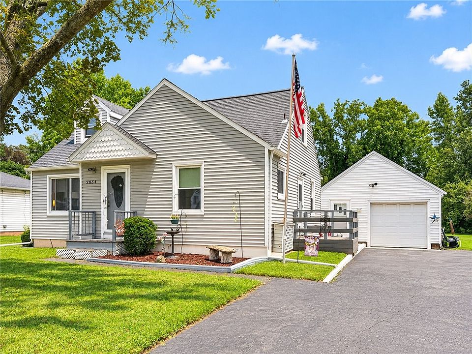 1st image of 2054 Maiden Ln
