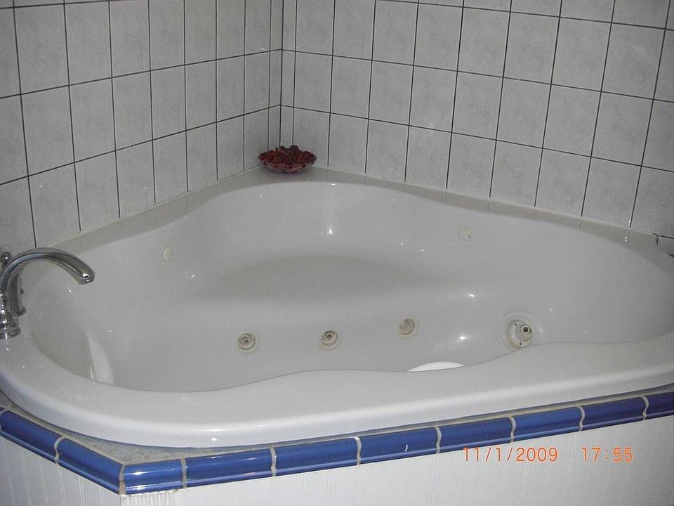 Jacuzzi
