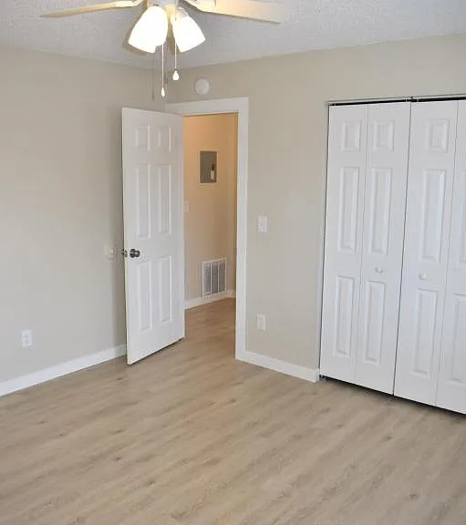 6829 Western Pl — Photo 10