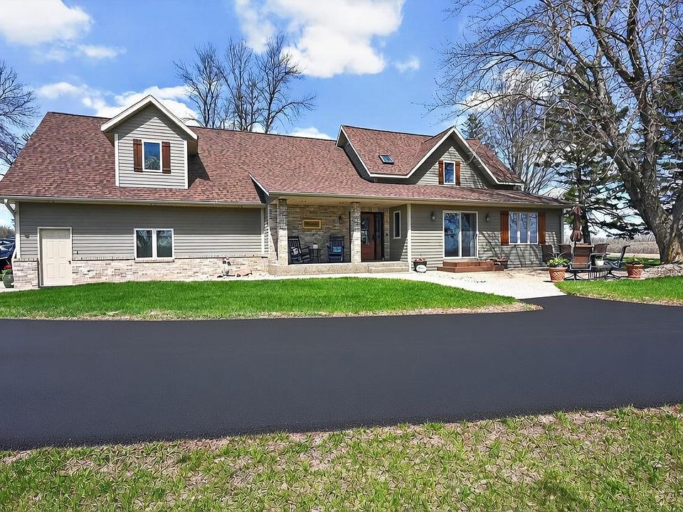 1st image of 1608 E Lake Jessie Rd SE