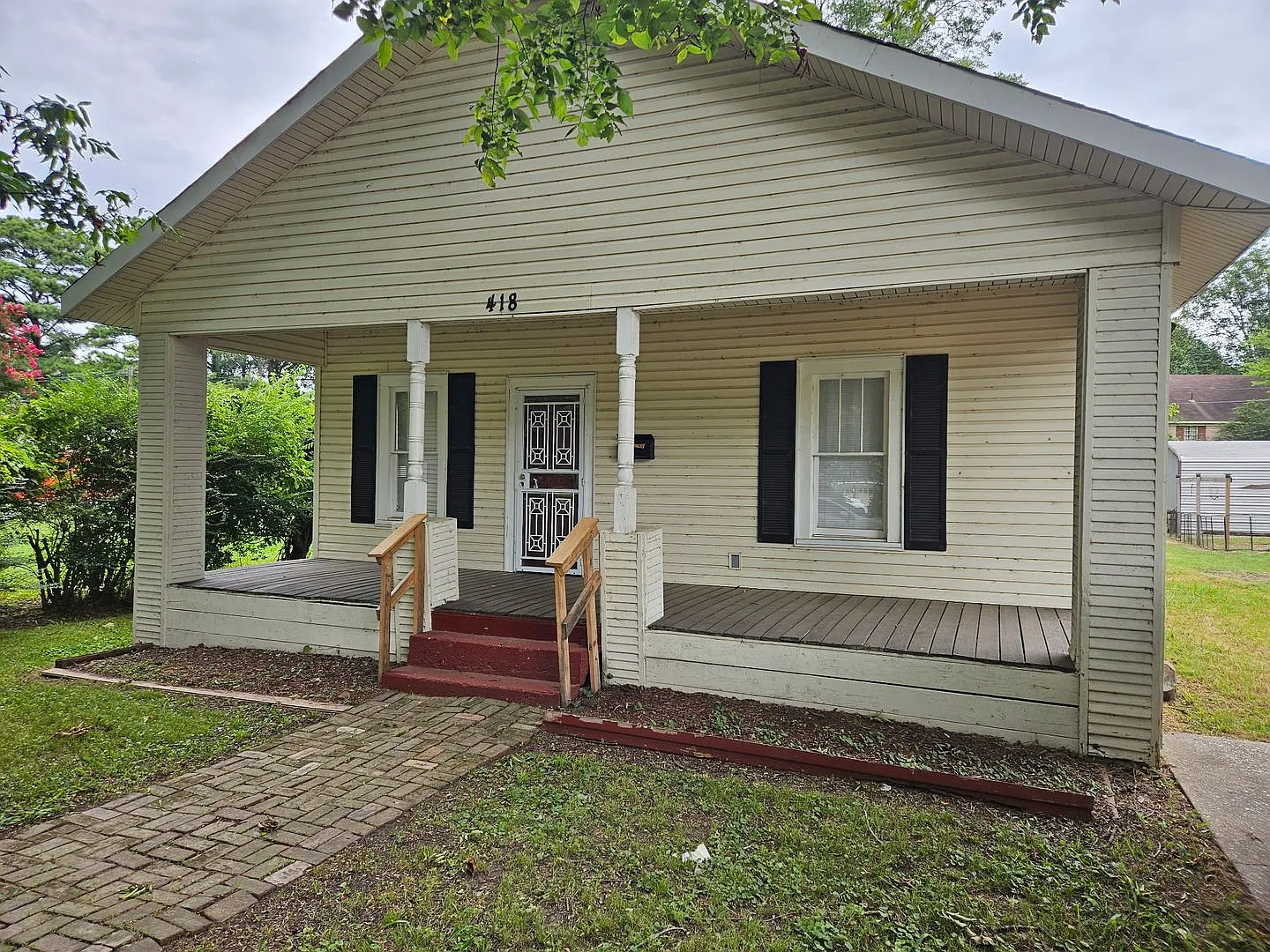 2 Bed/ 1 Bath Home Newport — Photo 1