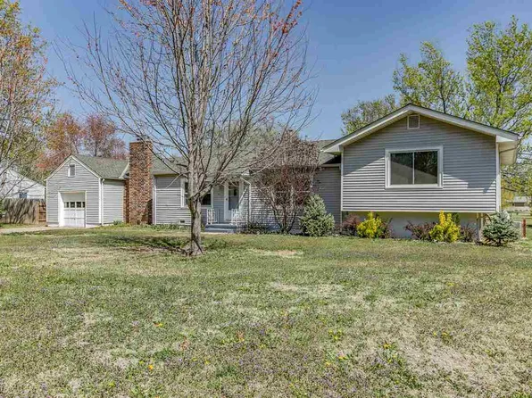 276 S Van Arsdale Ave, Haysville, KS 67060