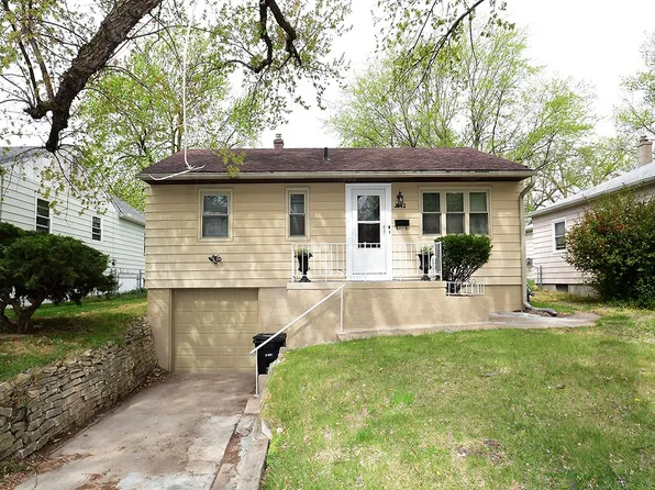 3842 N 65th St, Omaha, NE 68104