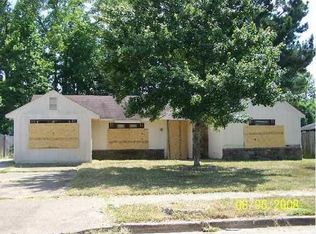3885 Walsingham Dr, Memphis, TN 38128