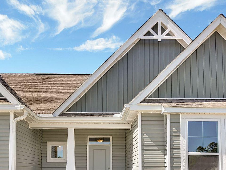 7975 Swansong Circle-02 Compressed