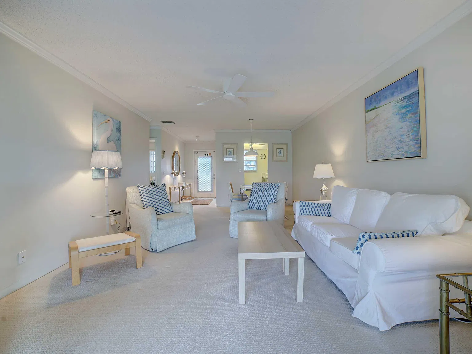 2 bed, 2.0 bath, 962 sqft, $2,400 — Photo 2