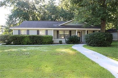 1st image of 2615 Banks Cir