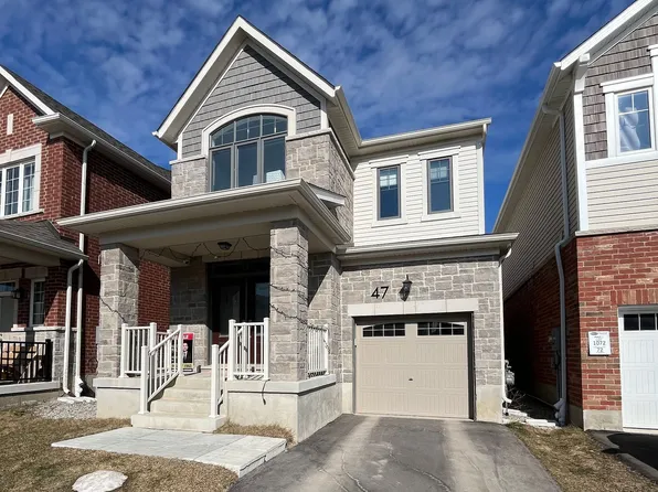 47 Routley St, Kitchener, ON N2E 3X8