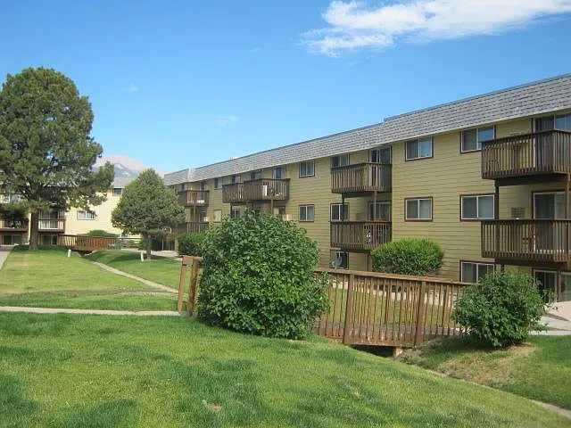 Mountain Ridge — Photo 2