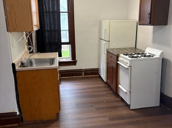 903 Randolph St, Waterloo, IA 50702